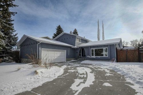 311 Canterbury Pl Sw, Calgary, AB, T2W2B5 | Card Image