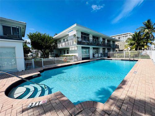 apt-5-946 Bay Dr, Miami Beach, FL, 33141-5648 | Card Image