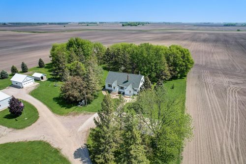 29295 441st Ave, Gaylord, MN, 55334-2203 | Card Image
