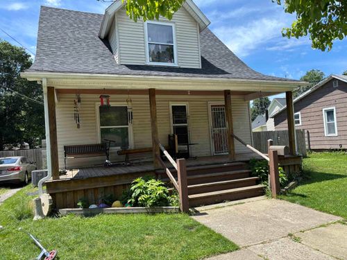 211 James St, Dowagiac, MI, 49047-1306 | Card Image