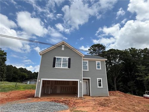 6845 Doral Dr, Tobaccoville, NC, 27050-9561 | Card Image