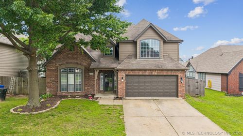 2909 Oakland St, Broken Arrow, OK, 74012-9528 | Card Image
