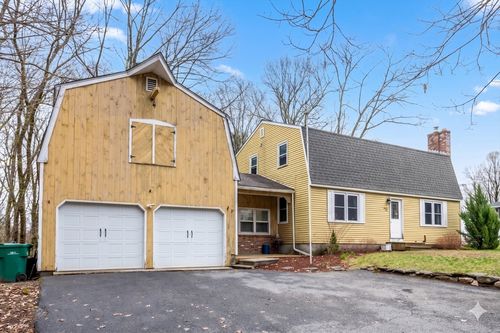 27 Newcomb Rd, Westminster, MA, 01473-1213 | Card Image