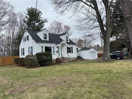 516 Church Ave, Warwick, RI, 02889-3203 | Card Image