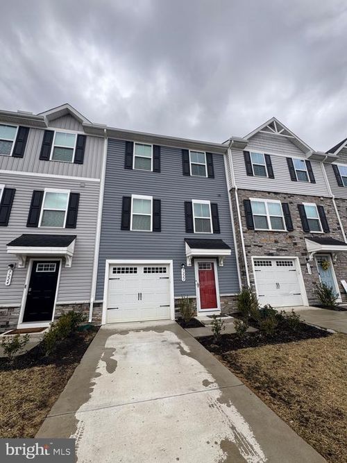 7222 Senate Way, Ruther Glen, VA, 22546-5247 | Card Image