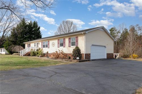 316 Williamson Creek Rd, Ruffin, NC, 27326-9049 | Card Image