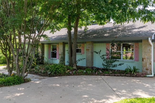 Ranch style Home on Cedar Creek Lake | Image 4
