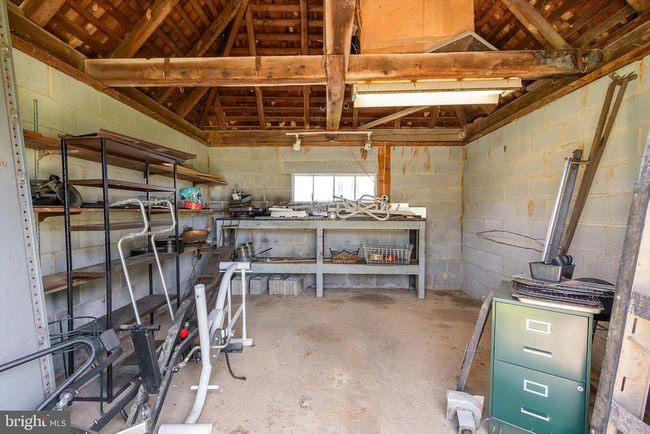 2048 Hinton Rd, House other with 2 bedrooms, 2 bathrooms and null parking in KEARNEYSVILLE WV | Image 77