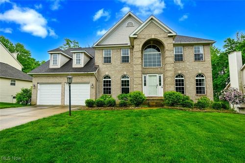 4474 Litchfield Dr, Copley, OH, 44321-1282 | Card Image