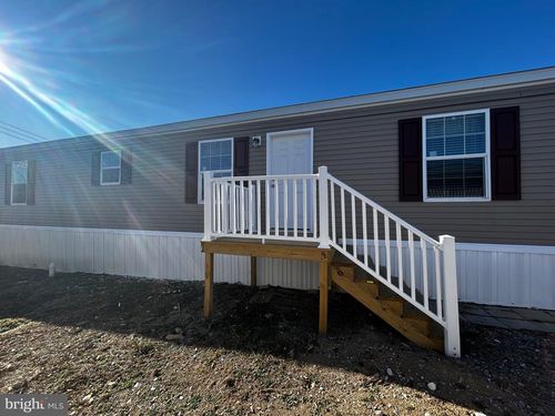 23 Shoap Dr, MARTINSBURG, WV, 25405-6798 | Card Image