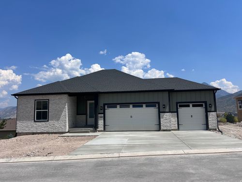 895 S Crest Dale Ln, Santaquin, UT, 84655-5693 | Card Image