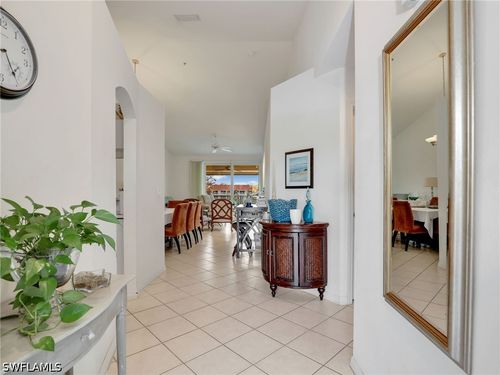 202-6900 Huntington Lakes Cir, NAPLES, FL, 34119-8002 | Card Image