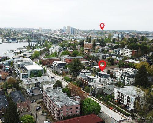 b-2624 Eastlake Ave E, Seattle, WA, 98102-3214 | Card Image