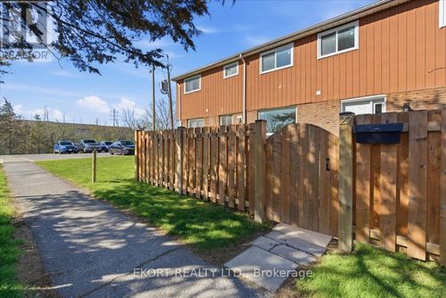 27-17 Tracey Park Dr, Belleville, ON, K8P4R4 | Card Image