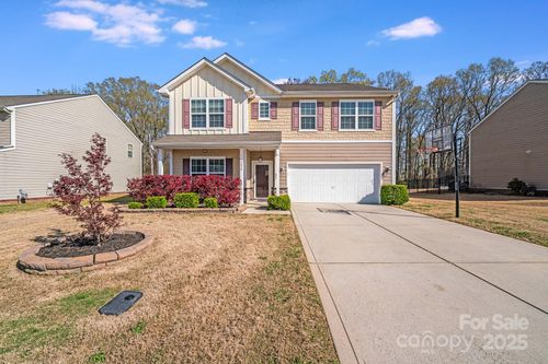 2024 Houndscroft Rd, Indian Trail, NC, 28079-8815 | Card Image
