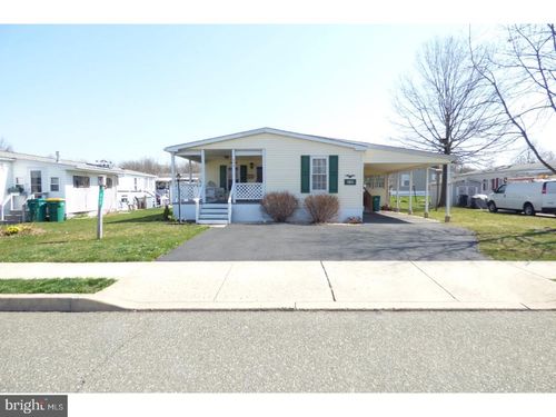 642 Butternut Ct, RED HILL, PA, 18076-1351 | Card Image