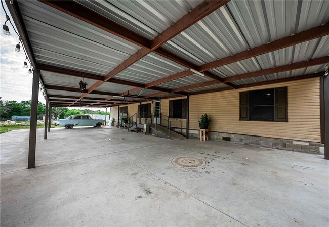 Carport/Patio | Image 7