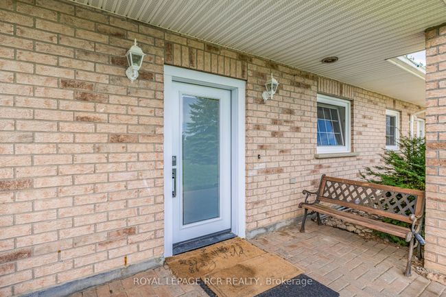 958375 7 Th Line E, House other with 4 bedrooms, 2 bathrooms and 8 parking in Mulmur ON | Image 5