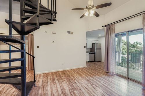 apt-208-1840 Burton Dr, Austin, TX, 78741-4270 | Card Image