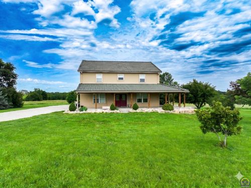 17200 C Rd, Delia, KS, 66418-8102 | Card Image