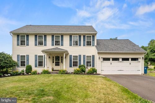204 Summerwind Ln, Harleysville, PA, 19438-1867 | Card Image