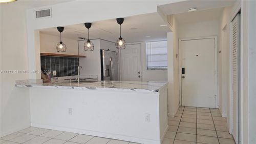 apt-n213-20200 Ne 29th Ct, Aventura, FL, 33180-2055 | Card Image