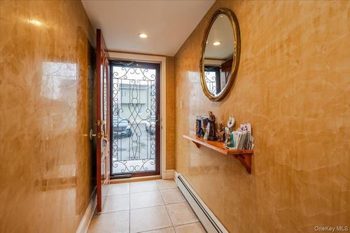 227 Doughty Blvd, Inwood, NY, 11096-2097 | Card Image