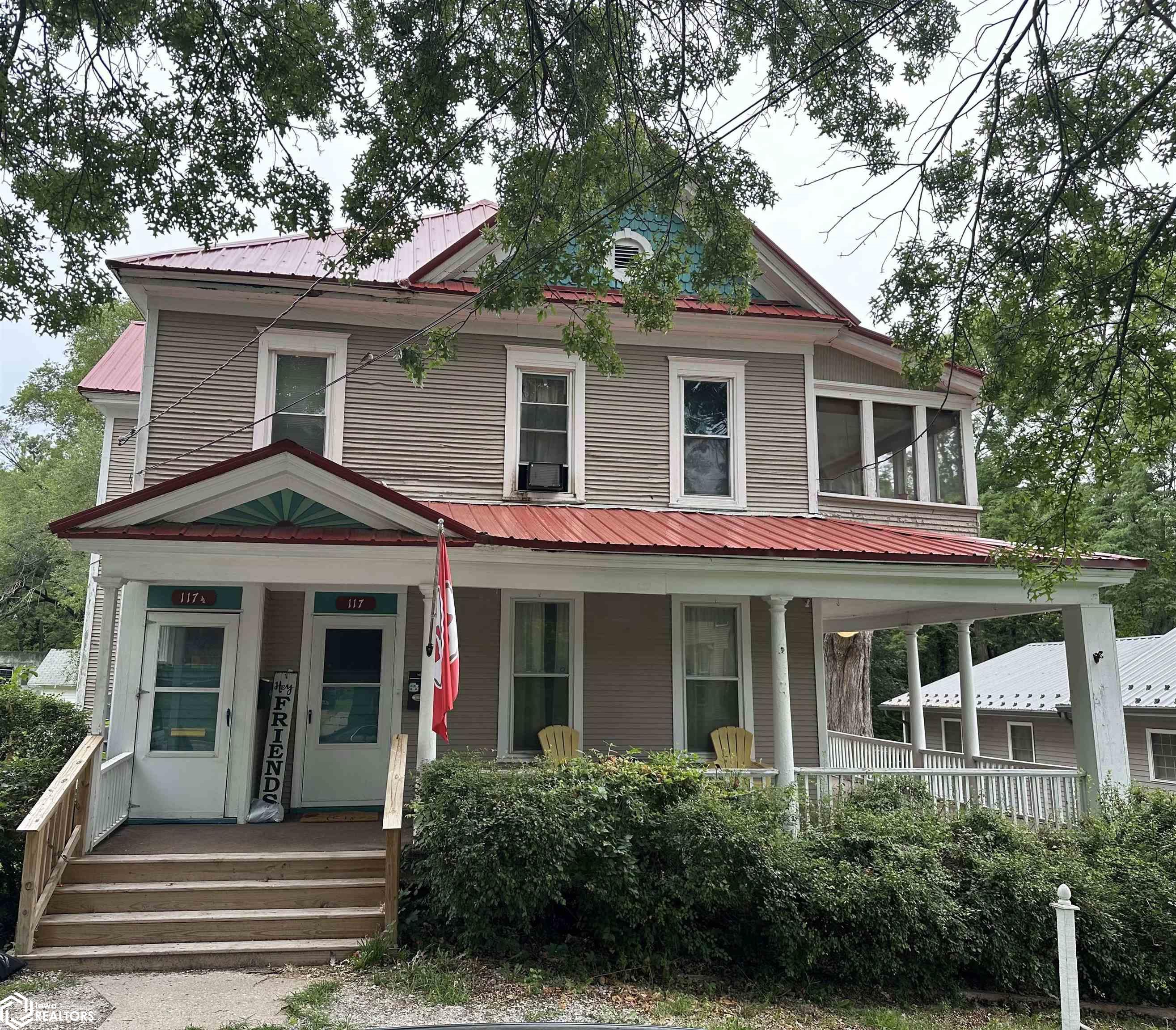 Woodland Ave, Ottumwa, IA 52501