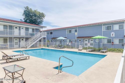 j-146-1664 Beach Blvd, Biloxi, MS, 39531-5361 | Card Image