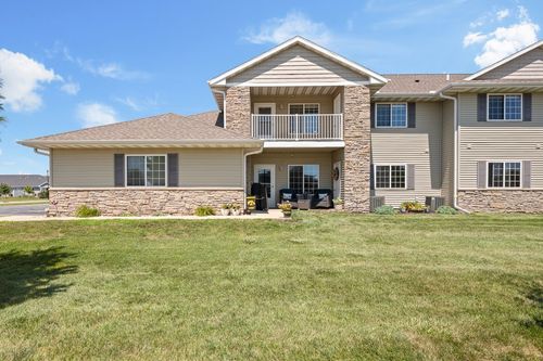 201-400 E Franklin Street E, Eldridge, IA, 52748 | Card Image