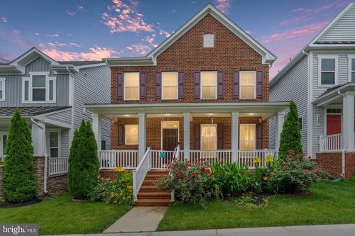 135 Limpkin Ave, CLARKSBURG, MD, 20871-3498 | Card Image