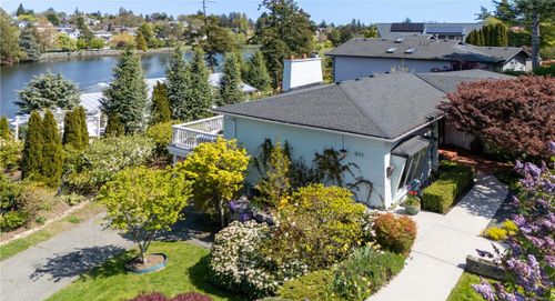 931 Mesher Pl, Esquimalt, BC, V9A6Z1 | Card Image