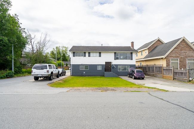 10700 Aragon Road, House other with 5 bedrooms, 2 bathrooms and 5 parking in Richmond BC | Image 1