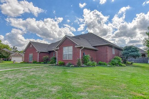 9605 S Hillcrest Drive, Oklahoma City, OK, 73159 | Card Image