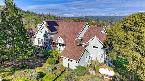 2401 Willow Creek Court, Cool, CA, 95614 | Card Image