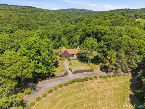 31 Higley Rd, West Granby, CT, 06090-1101 | Card Image
