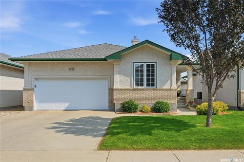 3291 Thames Cres E, Regina, SK, S4V2Y9 | Card Image
