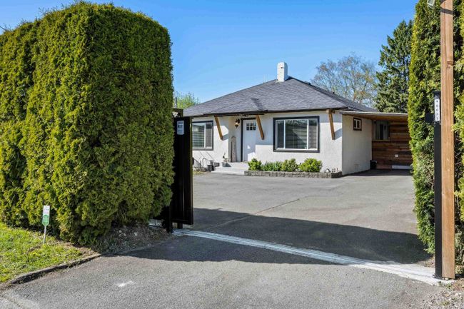 46073 Fourth Avenue, House other with 3 bedrooms, 2 bathrooms and 10 parking in Chilliwack BC | Image 2
