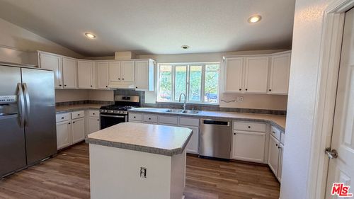25120 Charina Ln, Homeland, CA, 92548-9293 | Card Image