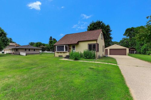 8410 Bloomington Ave, Bloomington, MN, 55425-1728 | Card Image