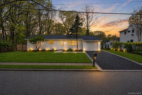 108 Avenue B, Holbrook, NY, 11741-1456 | Card Image