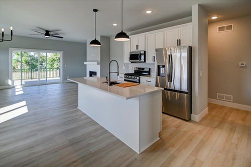 1520 Palm Grass Way, STOUGHTON, WI, 53589-9401 | Card Image