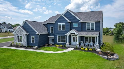 19 Kestrel Ct, Orchard Park, NY, 14127-3083 | Card Image