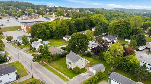 139 South Ave, Lewiston, ME, 04240-5757 | Card Image