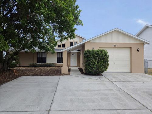 7651 Vienna Lane, PORT RICHEY, FL, 34668 | Card Image