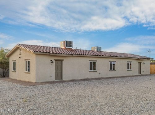 8055 E Escalante Rd, Tucson, AZ, 85730-3538 | Card Image