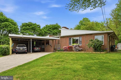 393 Monticello Ave, UPPER CHICHESTER, PA, 19014-3320 | Card Image