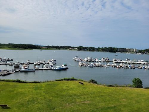 unit-607-200 Cove Way, Quincy, MA, 02169-5863 | Card Image