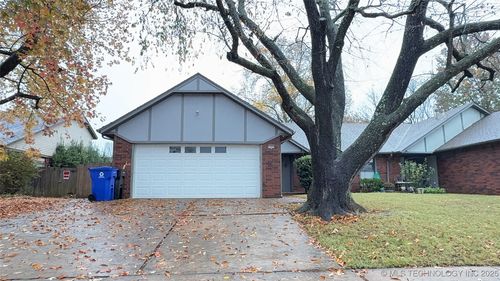 7201 S Date Pl, Broken Arrow, OK, 74011-6651 | Card Image