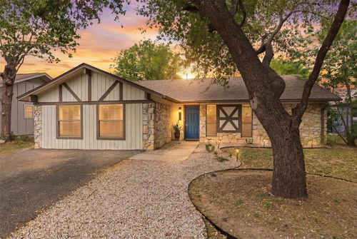 704 Buckingham Pl, Austin, TX, 78745-5548 | Card Image